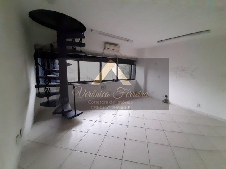 LOJA COM MEZANINO – APARECIDA