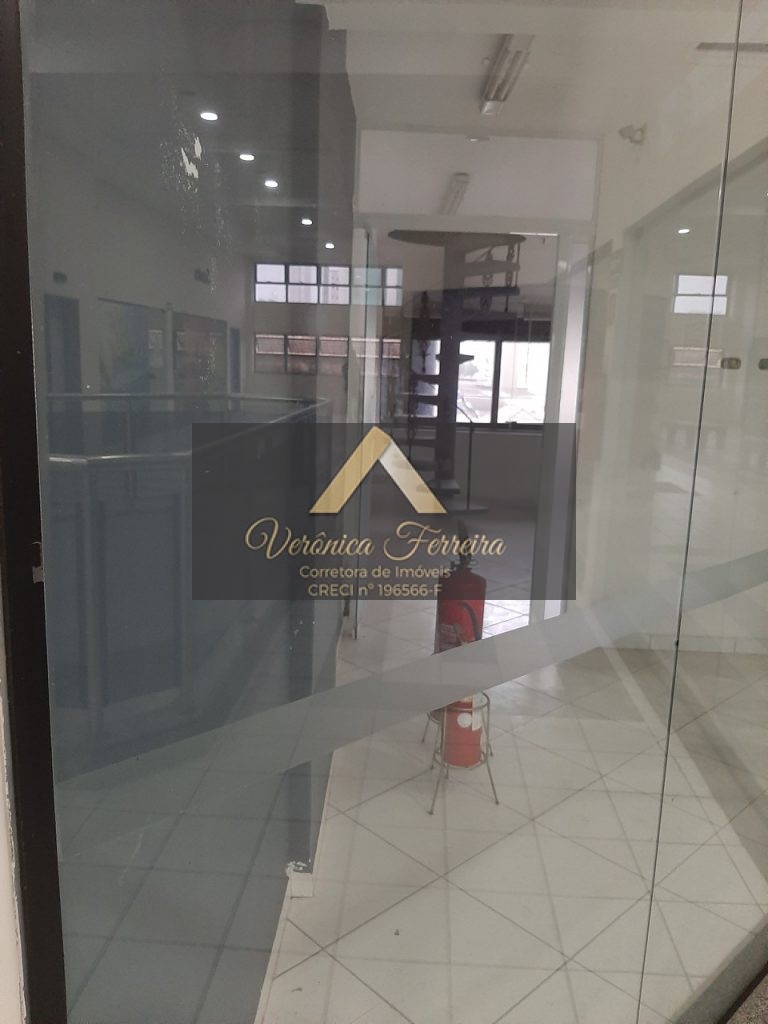 LOJA COM MEZANINO – APARECIDA