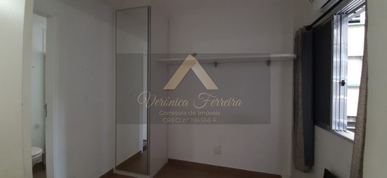 KITNET NO BAIRRO EMBARÉ EM SANTOS