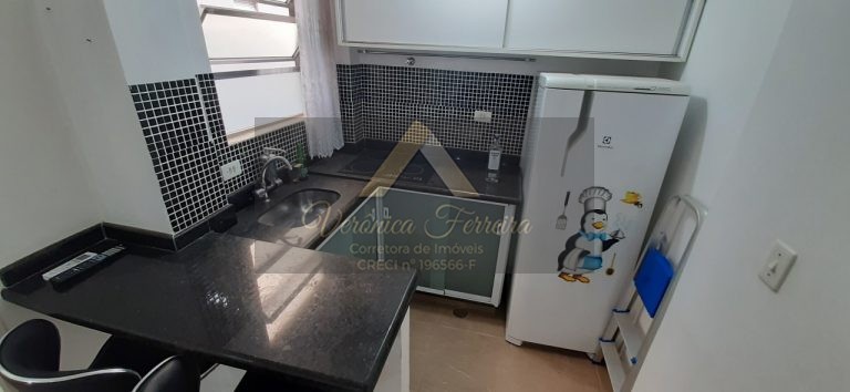 KITNET NO BAIRRO EMBARÉ EM SANTOS