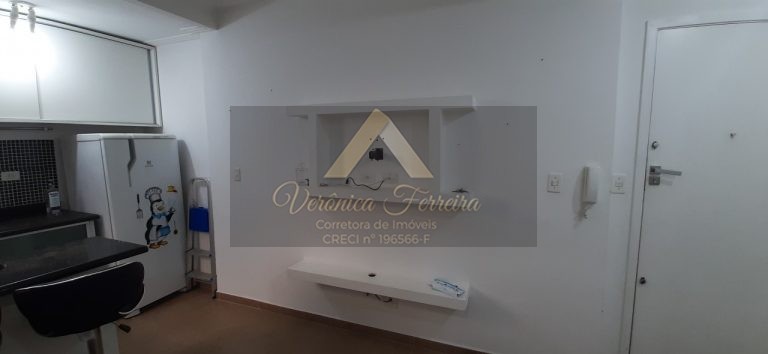 KITNET NO BAIRRO EMBARÉ EM SANTOS