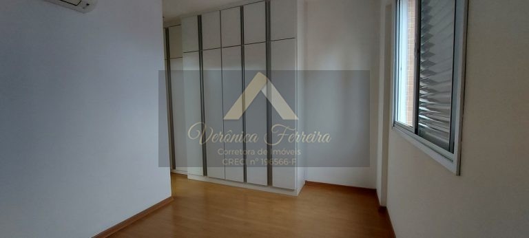 APARTAMENTO NO EDIFÍCIO VISCONDE DO EMBARÉ EM SANTOS