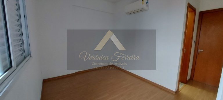APARTAMENTO NO EDIFÍCIO VISCONDE DO EMBARÉ EM SANTOS