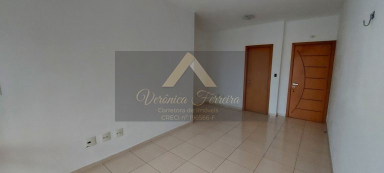 APARTAMENTO NO EDIFÍCIO VISCONDE DO EMBARÉ EM SANTOS