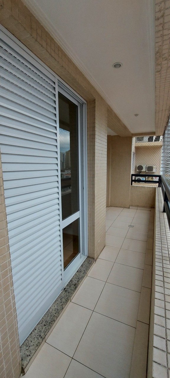 APARTAMENTO NO EDIFÍCIO VISCONDE DO EMBARÉ EM SANTOS