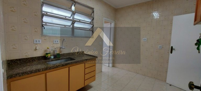 APARTAMENTO A VENDA NA PONTA DA PRAIA EM SANTOS/SP