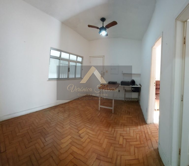 Apartamento 2 dormitórios em Santos/SP