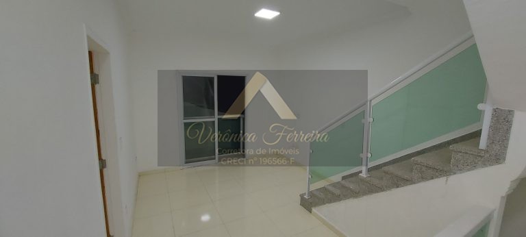 Sobrado no bairro Estuário em Santo/SP