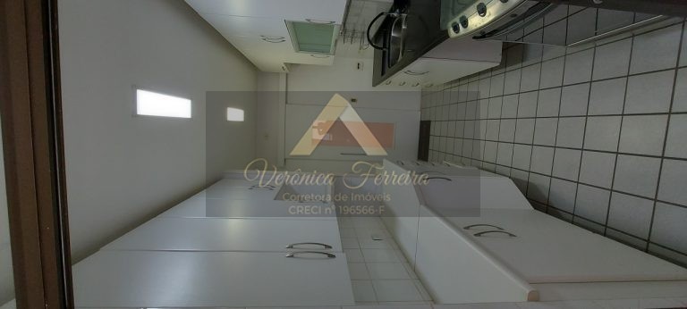 Apartamento no Bairro Boqueirão em Santos/SP