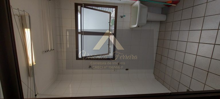 Apartamento no Bairro Boqueirão em Santos/SP