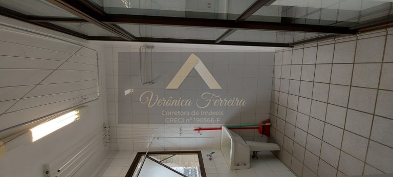 Apartamento no Bairro Boqueirão em Santos/SP