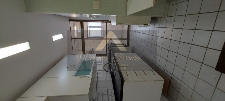 Apartamento no Bairro Boqueirão em Santos/SP