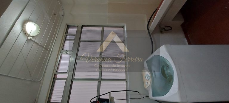 Apartamento com 2 dormitórios em Santos/SP com 77m²