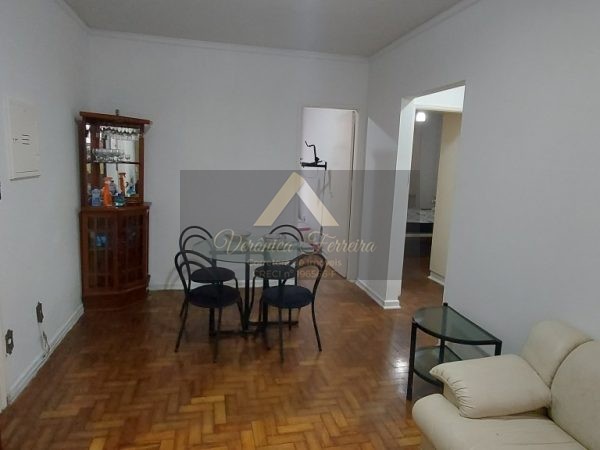 Apartamento com 2 dormitórios em Santos/SP com 77m²