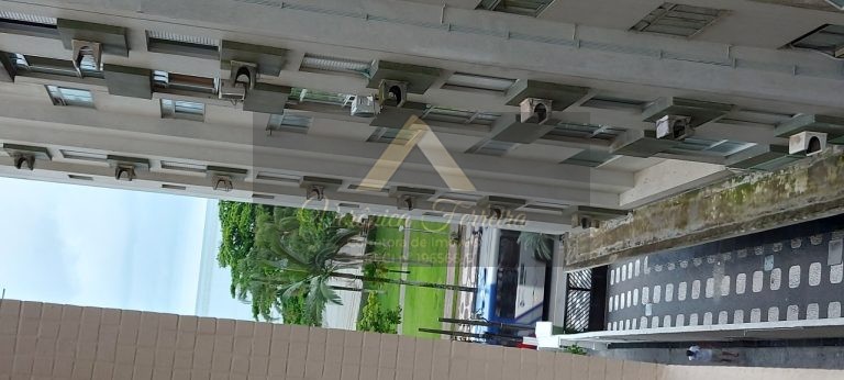 Apartamento com 2 dormitórios em Santos/SP com 77m²