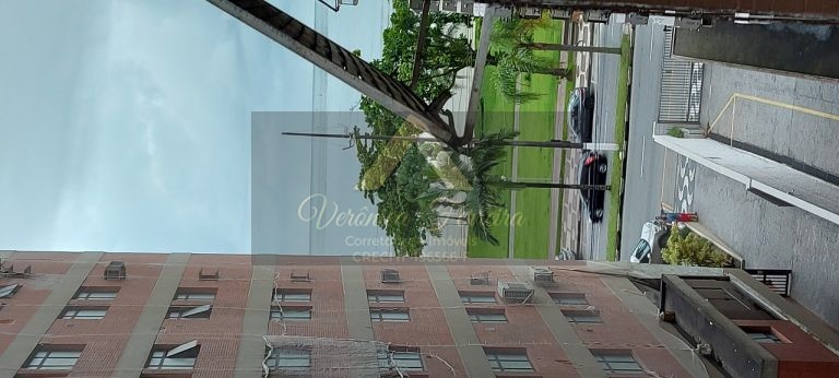 Apartamento com 2 dormitórios em Santos/SP com 77m²