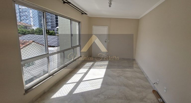 Apartamento no bairro do Embaré/SP